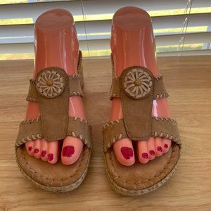 Nurture  Wedge Slip Ons Tan/Cream W Circle Trim